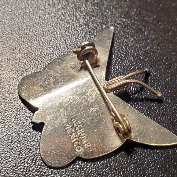 Butterfly Pendant with unique inlay 925 sterling silver - Picture 8 of 14